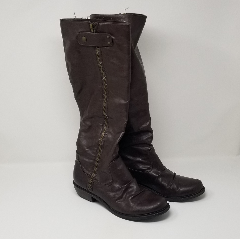 MIA Pali Boots in brown, size 8